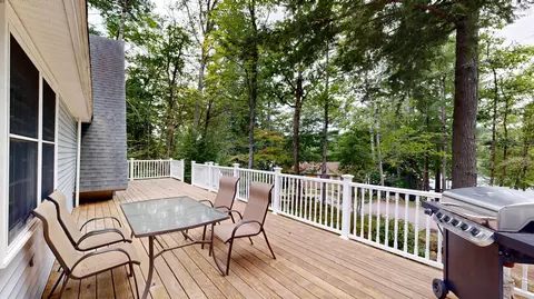 Exterior - 101 Harbor Rd, Naples, ME 04055 photo 3 of 8