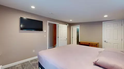 Bedroom - 101 Harbor Rd, Naples, ME 04055 photo 8 of 11