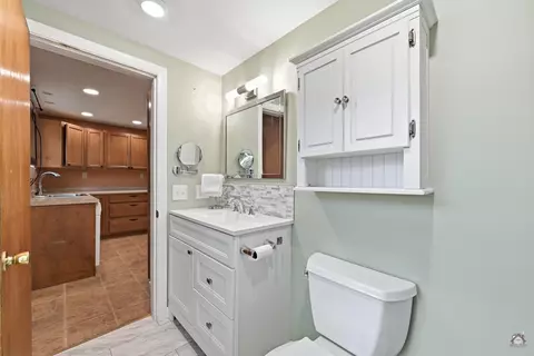 Bath - 102 Kinderhook St, Randolph, ME 04346 photo 3 of 3