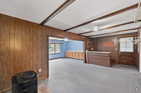 Living - 102 Kinderhook St, Randolph, ME 04346 photo 4 of 8