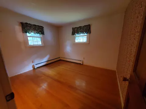 Bedroom - 332 Gray Rd, Gorham, ME 04038 photo 4 of 7