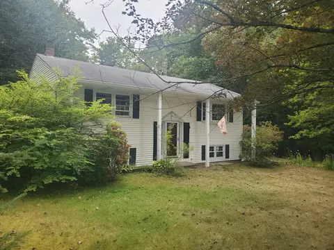 Exterior - 332 Gray Rd, Gorham, ME 04038 photo 8 of 9