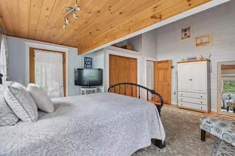 Bedroom - 92 Sabbady Point Rd, Windham, ME 04062 photo 3 of 7
