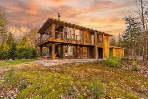 36 Mountain Valley Rd, Bethel, ME 04217