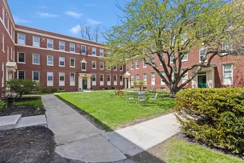 290 Baxter Blvd #E2, Portland, ME 04101