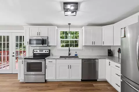 Kitchen - 42 Maturo Dr, Casco, ME 04015 photo 3 of 4