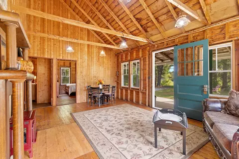 Living - 207 Pleasant Point Rd, Cushing, ME 04563 photo 2 of 3