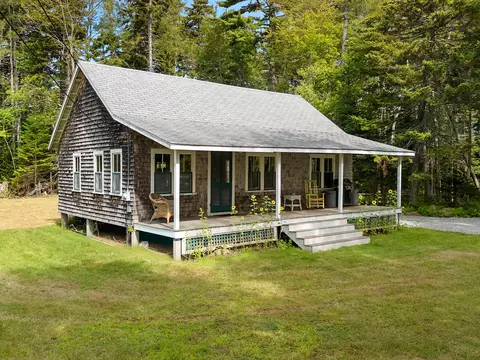 Exterior - 207 Pleasant Point Rd, Cushing, ME 04563 photo 5 of 5