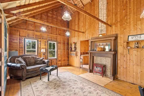 Living - 207 Pleasant Point Rd, Cushing, ME 04563 photo 1 of 3