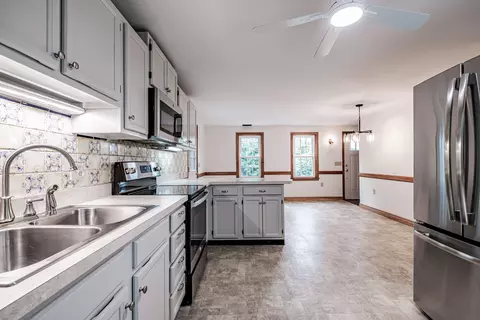 Kitchen - 420 Main St, Gorham, ME 04038 photo 4 of 5