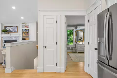 Entry Way - 86 Qualey Rd, Gray, ME 04039 photo 4 of 8