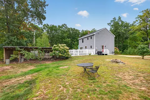 Exterior - 31 Middle Rd, Kennebunk, ME 04043 photo 8 of 10