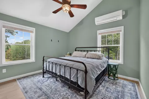Bedroom - 31 Middle Rd, Kennebunk, ME 04043 photo 3 of 4