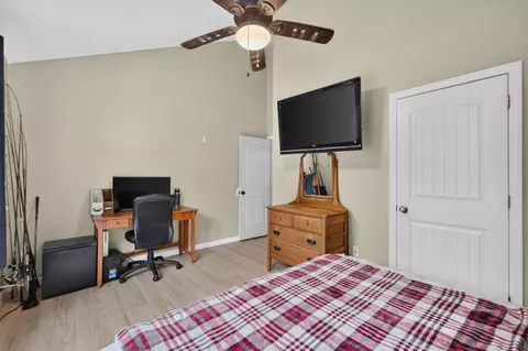 Bedroom - 31 Middle Rd, Kennebunk, ME 04043 photo 1 of 4