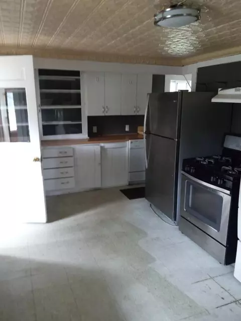 Kitchen - 855 County Rd, Lubec, ME 04652 photo 4 of 6