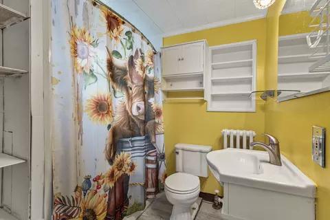 Bath - 34 Oak St, Springvale, ME 04083 photo 2 of 3