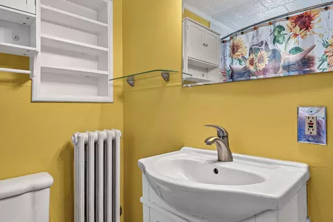Bath - 34 Oak St, Springvale, ME 04083 photo 1 of 3