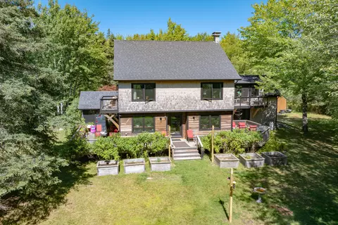 32 Sunup Ln, Surry, ME 04684