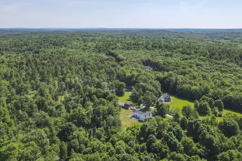 44 Indian Trail Rd # -A, Newcastle, ME 04553