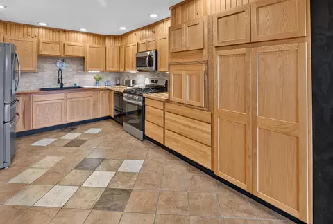 Kitchen - 551 E Sangerville Rd, Sangerville, ME 04479 photo 4 of 4