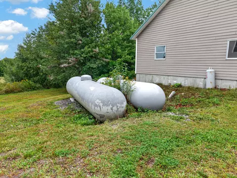 Exterior - 551 E Sangerville Rd, Sangerville, ME 04479 photo 6 of 13