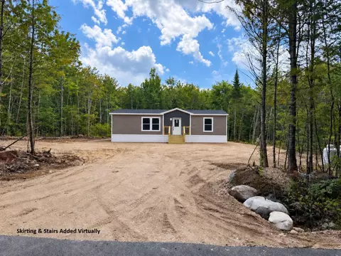 58 Swamp Rd, Bridgton, ME 04009