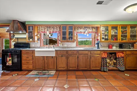 Kitchen - 137 Avenue Road Ext, Exeter, ME 04435 photo 3 of 9