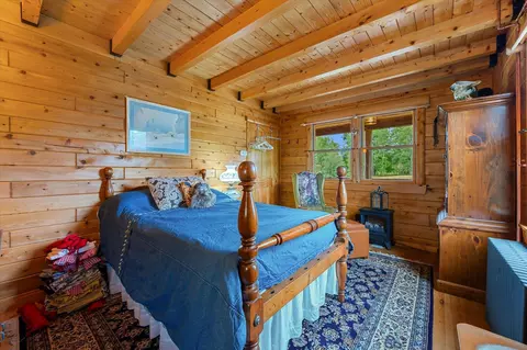 Bedroom - 137 Avenue Road Ext, Exeter, ME 04435 photo 7 of 10