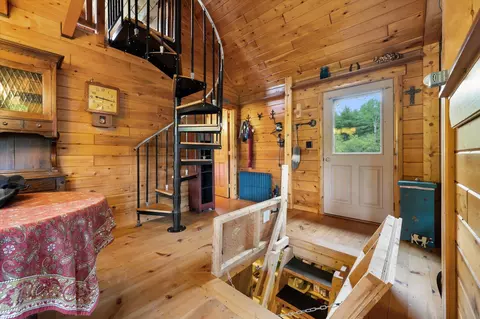 Entry Way - 137 Avenue Road Ext, Exeter, ME 04435 photo 6 of 12