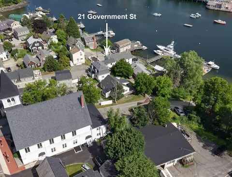 21 Government St #AB, Kittery, ME 03904