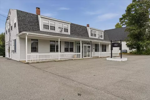 953 Bar Harbor Rd, Trenton, ME 04605