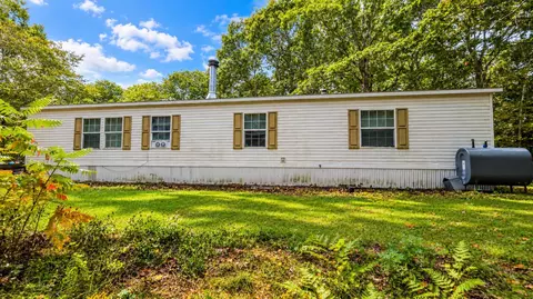 Exterior - 12 Boulder Ave, Augusta, ME 04330 photo 9 of 14