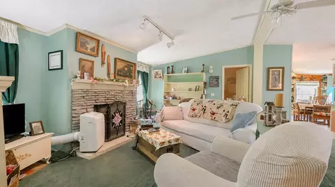Living - 12 Boulder Ave, Augusta, ME 04330 photo 2 of 3