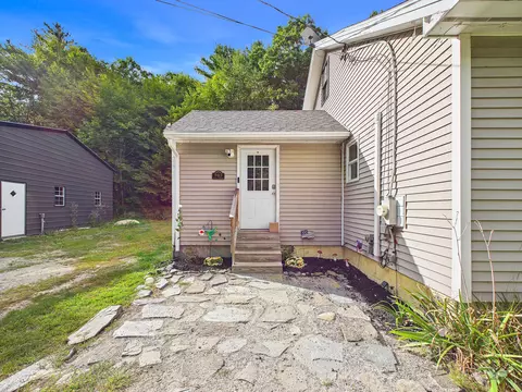 Exterior - 945 949 Main St, Wayne, ME 04284 photo 4 of 7
