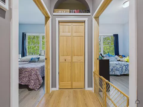 Entry Way - 945 949 Main St, Wayne, ME 04284 photo 10 of 10