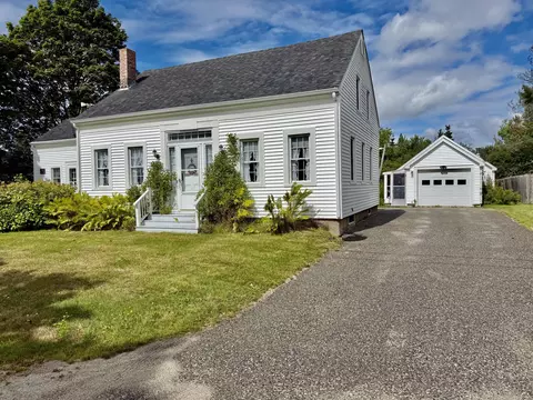Exterior - 18 School St, Addison, ME 04606 photo 2 of 10