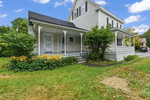 Exterior - 86 Green St, Bath, ME 04530 photo 5 of 9
