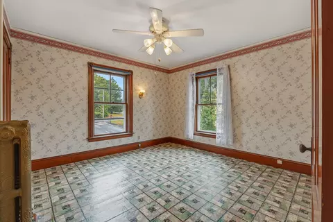 Bedroom - 86 Green St, Bath, ME 04530 photo 3 of 10