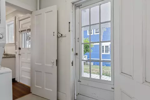 Entry Way - 86 Green St, Bath, ME 04530 photo 5 of 6