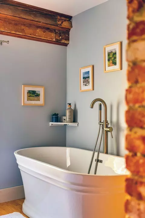 Bath - 65 Main St, Bowdoinham, ME 04008 photo 1 of 3