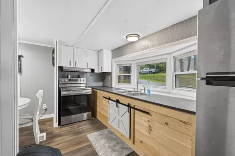 Kitchen - 18 Sparrow Dr, Augusta, ME 04330 photo 1 of 4