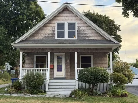 48 Thompson St, South Portland, ME 04106