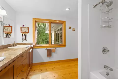 Bath - 366 Union Rd, Appleton, ME 04862 photo 2 of 4