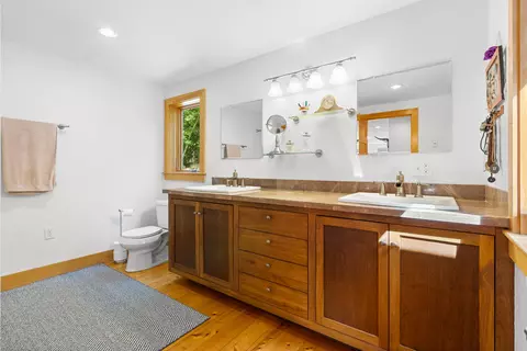 Bath - 366 Union Rd, Appleton, ME 04862 photo 1 of 4