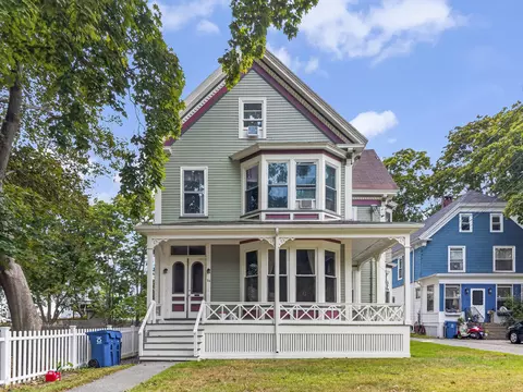 94 Pleasant Ave, Portland, ME 04103