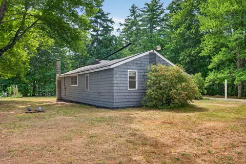 Exterior - 5 Shore Rd, Windham, ME 04062 photo 9 of 10