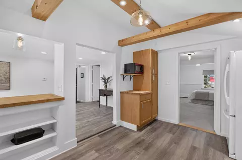 Entry Way - 5 Shore Rd, Windham, ME 04062 photo 1 of 3