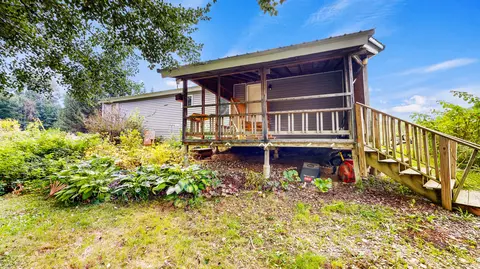 866 Hartland Rd, Canaan, ME 04924