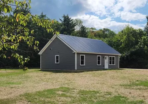 10 Spring St, Brownfield, ME 04010
