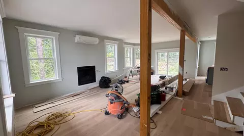 Living - 699 Main St #1, Ogunquit, ME 03907 photo 1 of 2